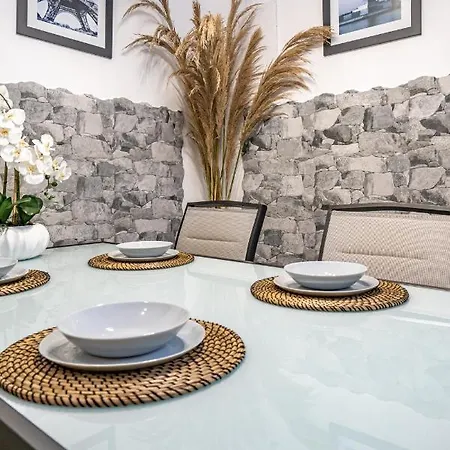 Apartment Exquisite With An Original Design