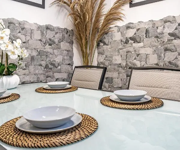 Appartement Exquisite With An Original Design