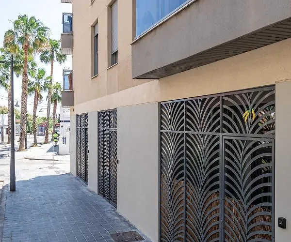 Exquisite With An Original Design Appartement