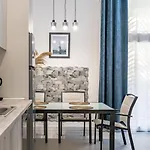 Exquisite With An Original Design Appartamento