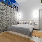 Appartamento Exquisite With An Original Design