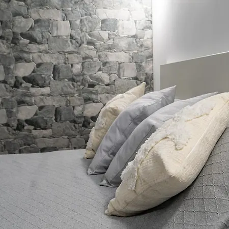 Exquisite With An Original Design Valência