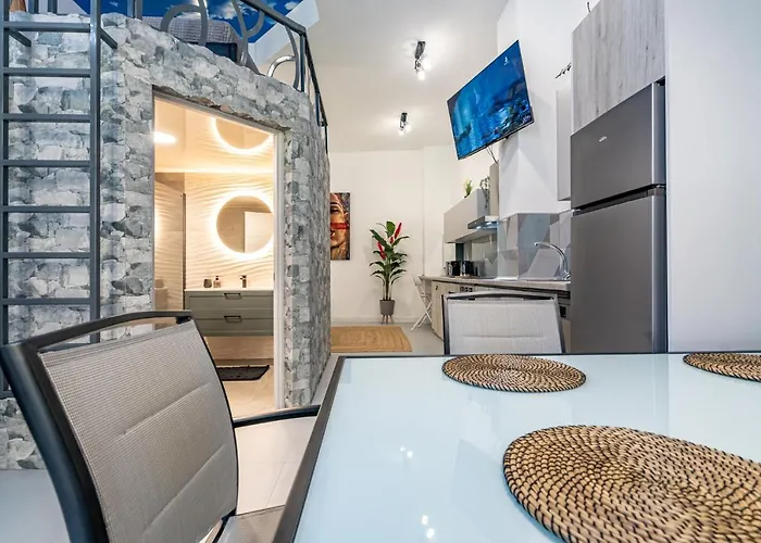 Apartman Exquisite With An Original Design *