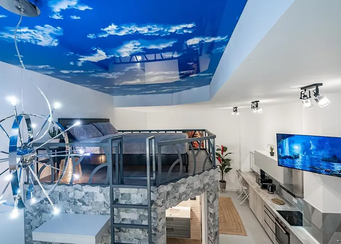 Apartman Exquisite With An Original Design